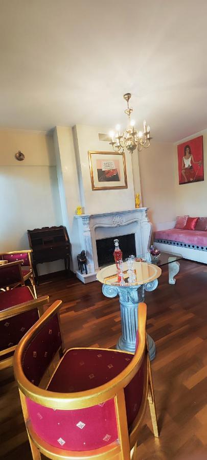 Aurea Residenza Mitropoleos Appartement Thessaloniki Buitenkant foto